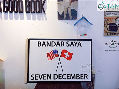 Tranh gỗ Vintage Bandar Saya